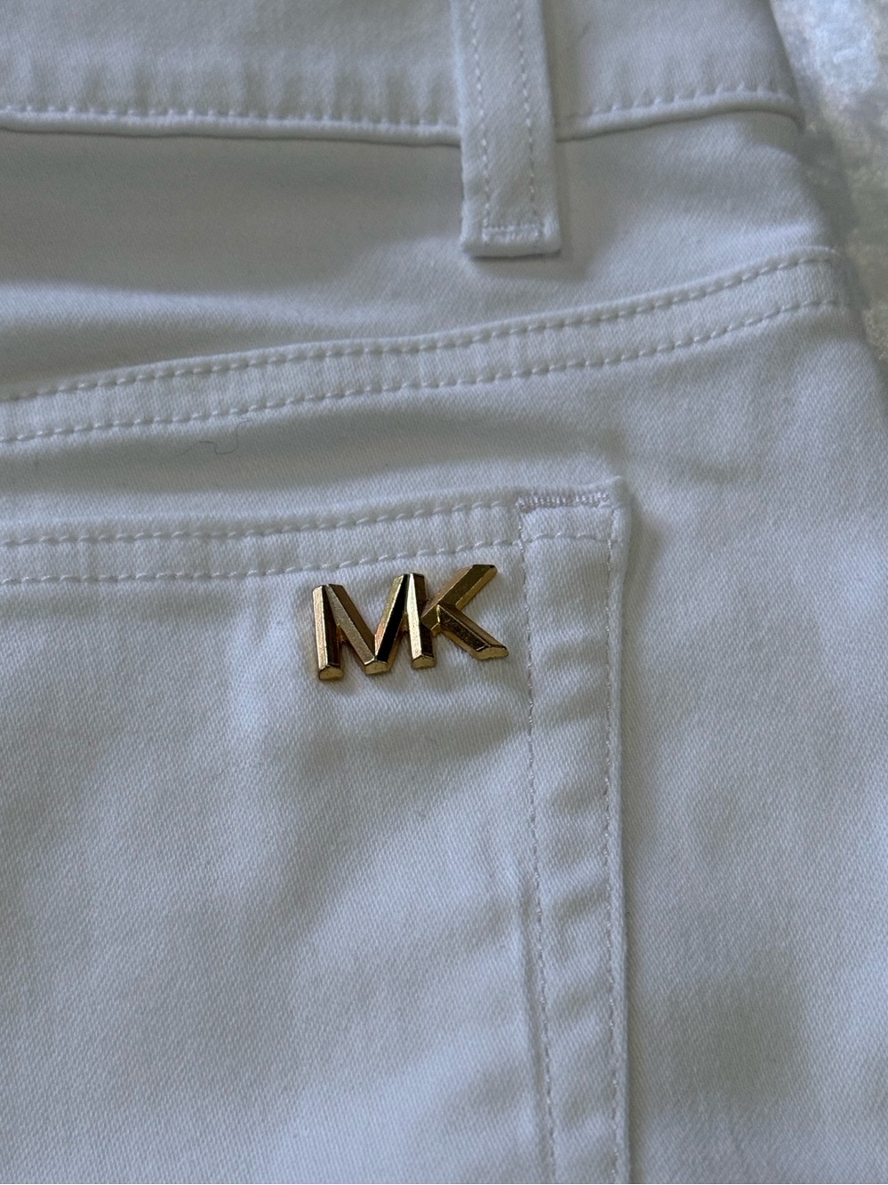 Michael Kors White Button-Fly Straight Jeans Minimalist Comfort NWOT - Picture 3 of 11